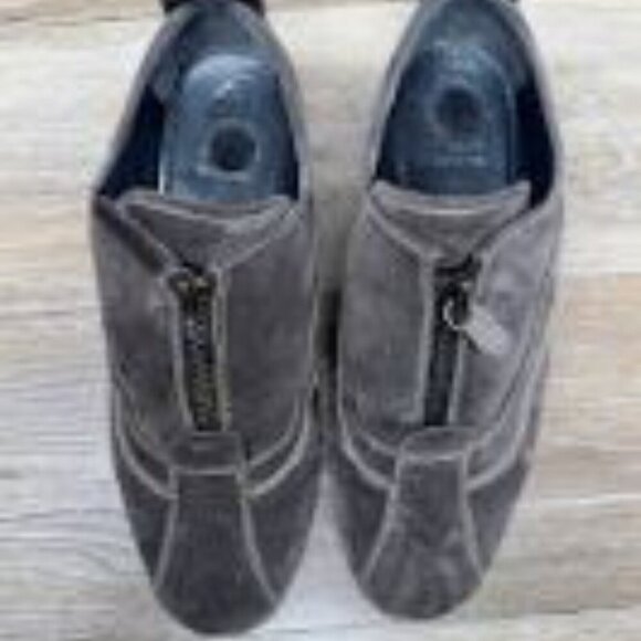 Stuart Weitzman Brown Suede Top Zip Casual Shoes Women's Size 6 - Picture 2 of 6